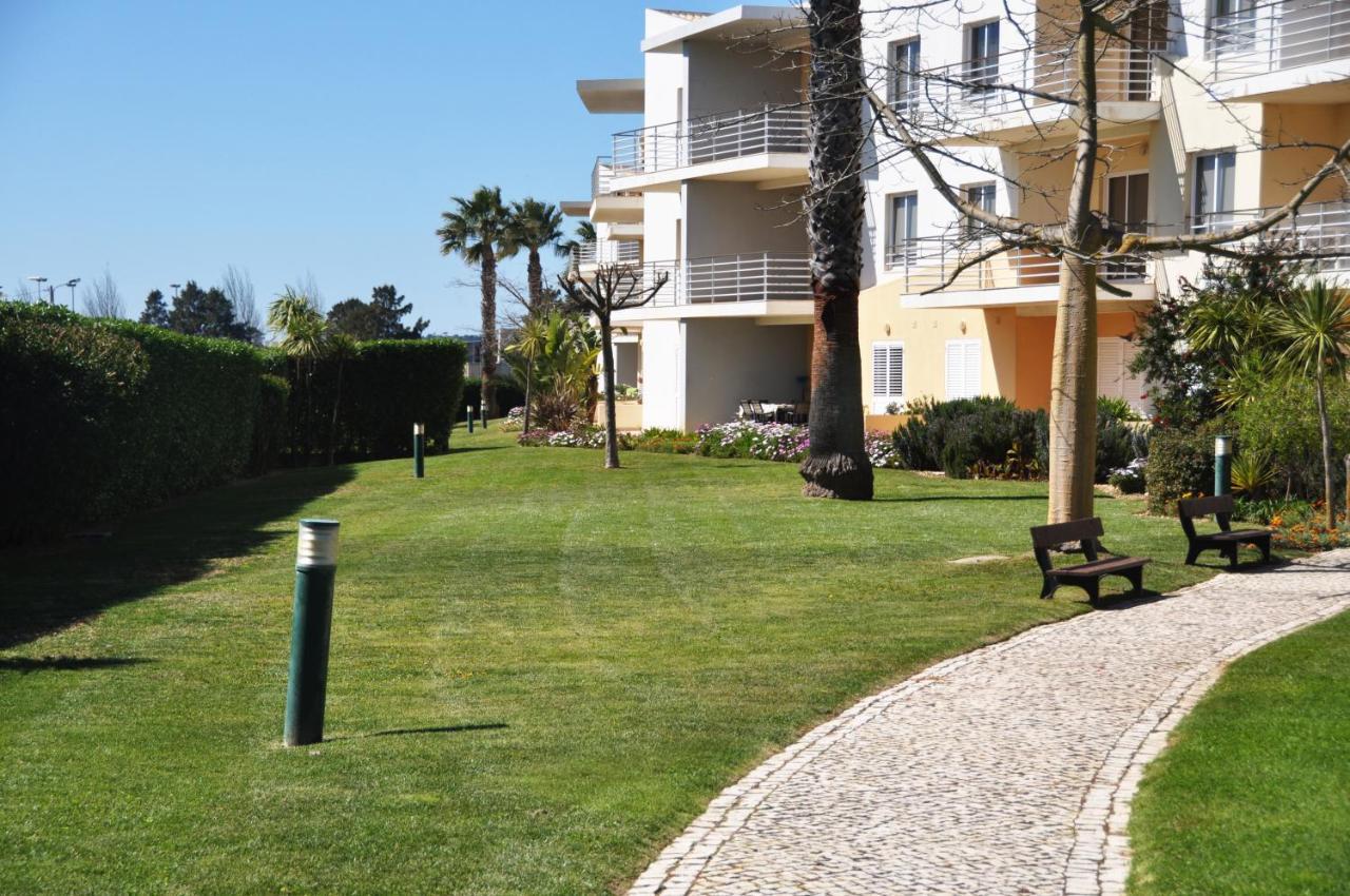 Sea And Pool At Vila Da Praia Alvor Luaran gambar