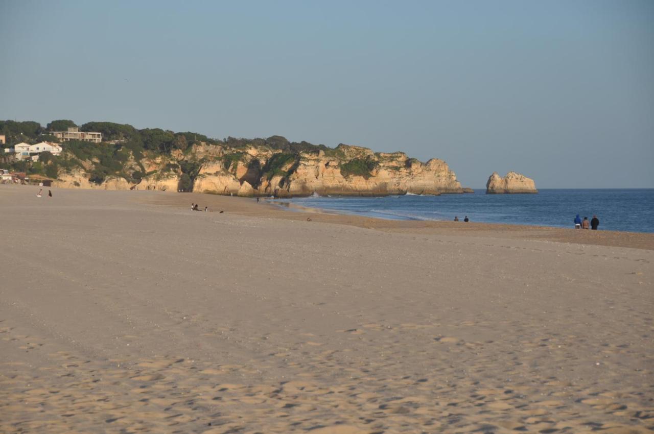 Sea And Pool At Vila Da Praia Alvor Luaran gambar